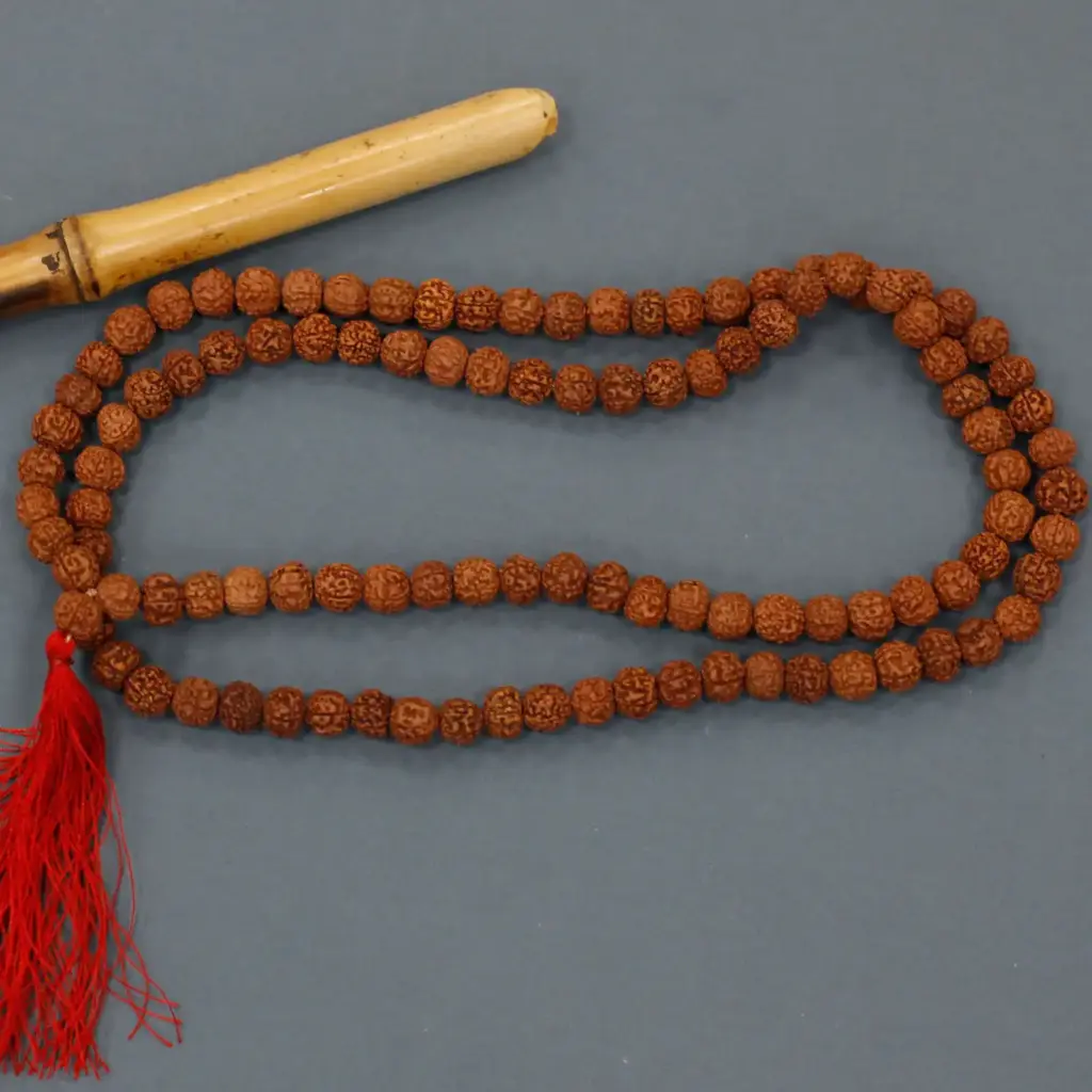 108 Rudraksha Mala – Brown | www.artisangoods.co.uk 5