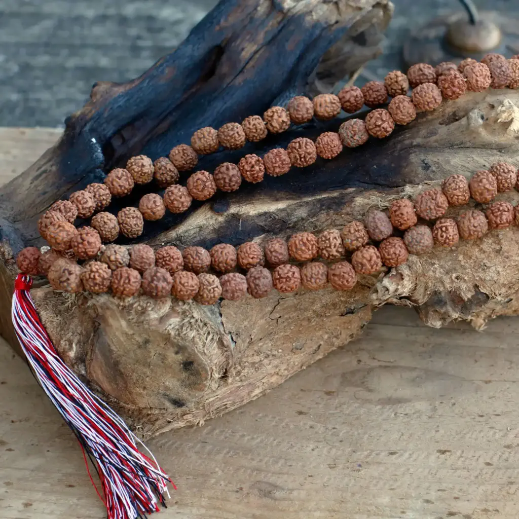 108 Rudraksha Mala – Natural | www.artisangoods.co.uk 4 108 Rudraksha Mala – Natural | www.artisangoods.co.uk 4