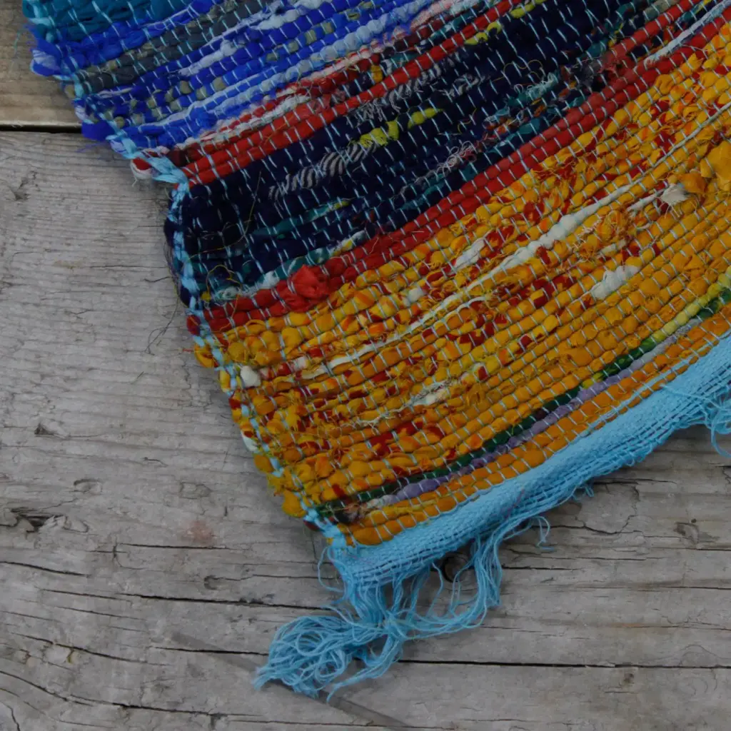 153 x 90cm Luxury Rag Rug – Blue | www.artisangoods.co.uk 7