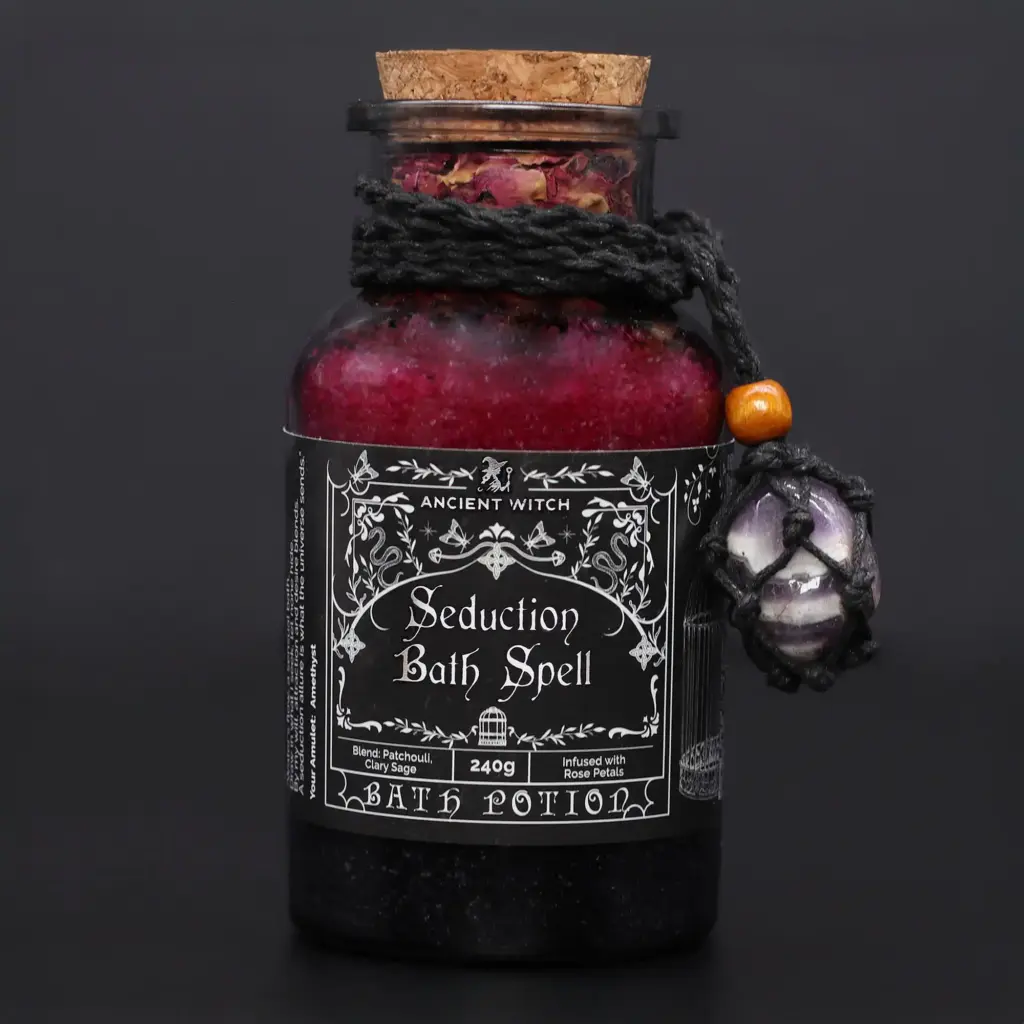Ancient Witch Bath Spell Potion & Amethyst Crystal Amulet – Seduction | www.artisangoods.co.uk