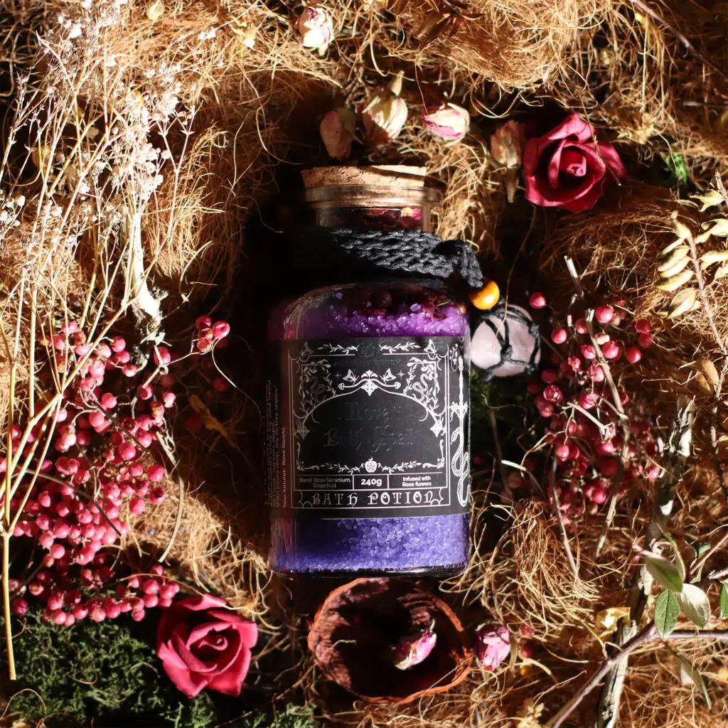 Ancient Witch Bath Spell Potion & Rose Quartz Crystal Amulet – Love | www.artisangoods.co.uk 11