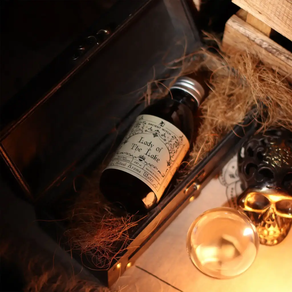 Ancient Witch Ritual Water – Lady of the Lake | www.artisangoods.co.uk 5