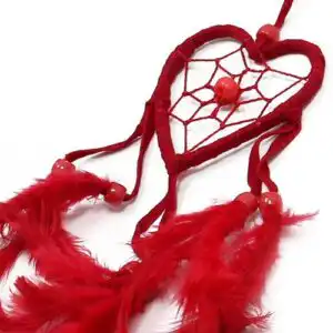 Bali Dreamcatchers – Small Heart – Black/White/Red | www.artisangoods.co.uk 1