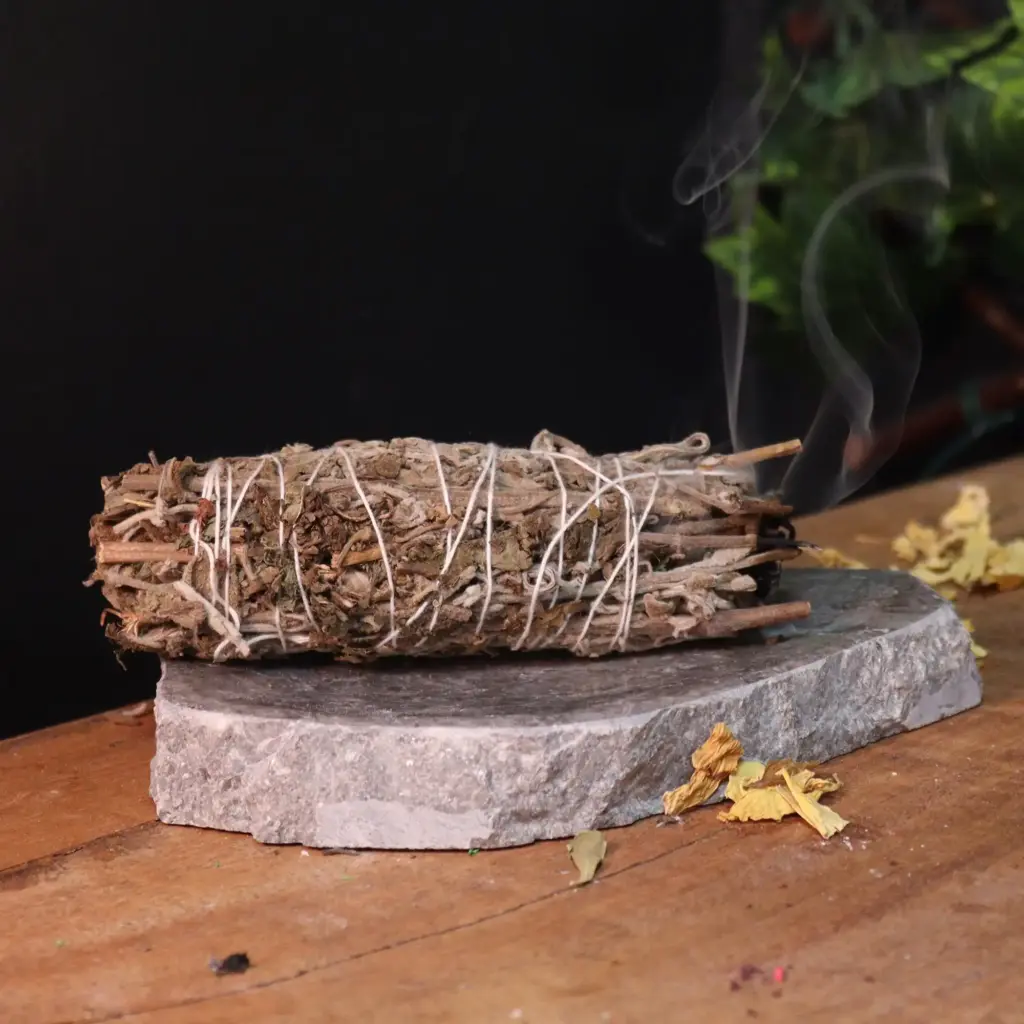 Banjara Smudge – Vetiver and Pachuli | www.artisangoods.co.uk 6