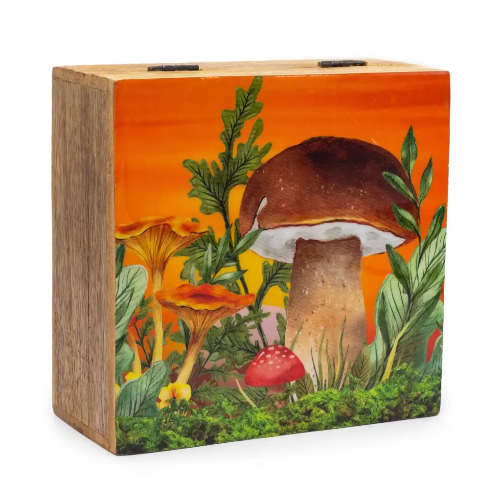 Big Square Box 15×17.5x8cm – Mushroom Design Maroon | www.artisangoods.co.uk