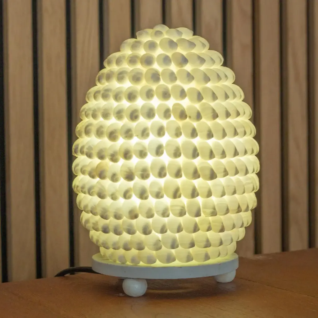 Boho Sea Shell Lamp – Buting Shell Oval – 15cm | www.artisangoods.co.uk 2 Boho Sea Shell Lamp – Buting Shell Oval – 15cm | www.artisangoods.co.uk 2