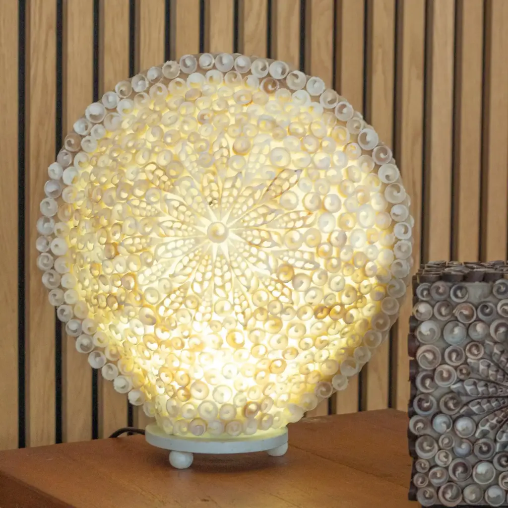 Boho Sea Shell Lamp – Cut Art Shell Large Round – 30cm | www.artisangoods.co.uk 5 Boho Sea Shell Lamp – Cut Art Shell Large Round – 30cm | www.artisangoods.co.uk 5
