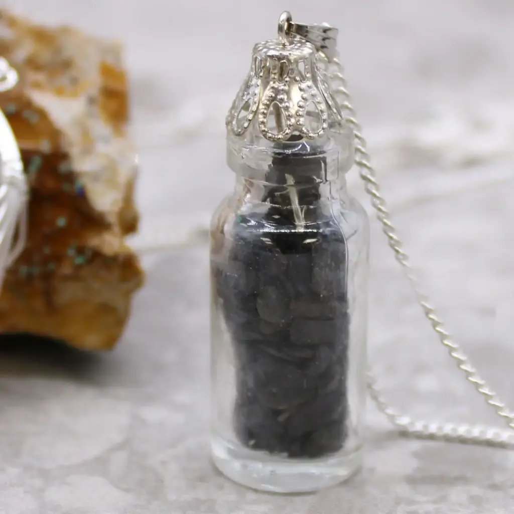 Bottled Gemstones Necklace – Black Onyx | www.artisangoods.co.uk 2 Bottled Gemstones Necklace – Black Onyx | www.artisangoods.co.uk 2