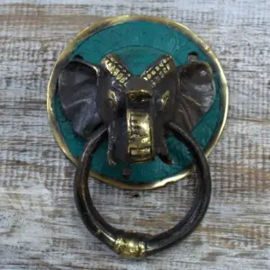 Brass Door Knocker – Elephants Head | www.artisangoods.co.uk 2