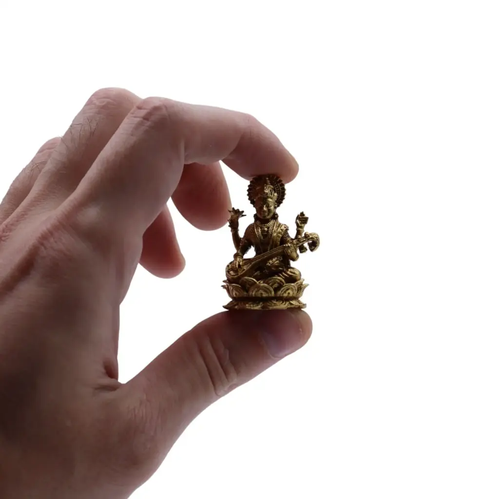 Brass Miniature Gods – Sarswati (22gms) – 34mm | www.artisangoods.co.uk 2 Brass Miniature Gods – Sarswati (22gms) – 34mm | www.artisangoods.co.uk 2