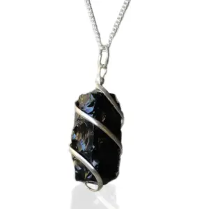 Cascade Wrapped Gemstone Necklace – Rough Black Onyx | www.artisangoods.co.uk 4
