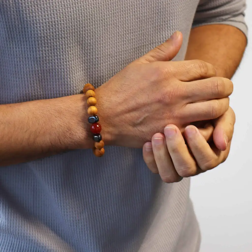 Cedarwood Root Chakra Bangle with Red Jasper | www.artisangoods.co.uk 3 Cedarwood Root Chakra Bangle with Red Jasper | www.artisangoods.co.uk 3