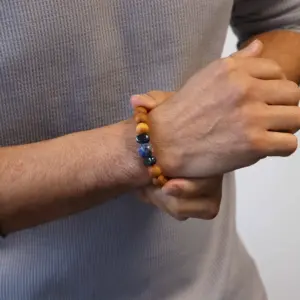 Cedarwood Throat Chakra Bangle with Sodalite | www.artisangoods.co.uk 3