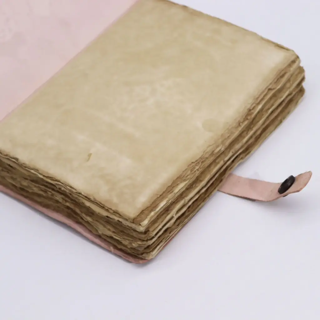 Checkmate Book – Light Tan – 200 pages decle-edged – 20x15cm | www.artisangoods.co.uk 3