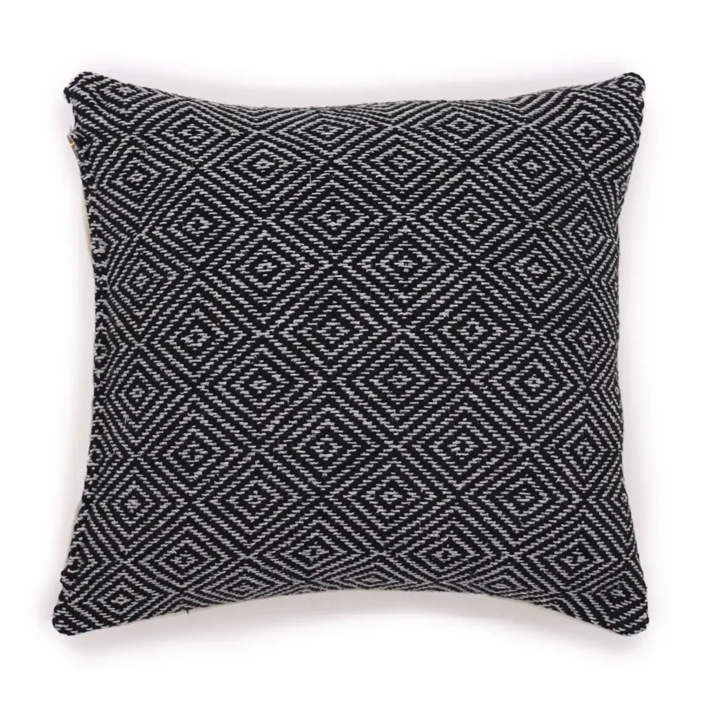 Classic Cushion Cover – Maze Black – 40x40cm | www.artisangoods.co.uk