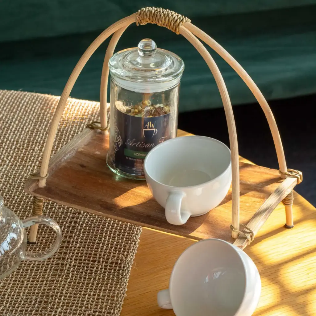 Coconut Leaf Tea Stand – Natural | www.artisangoods.co.uk
