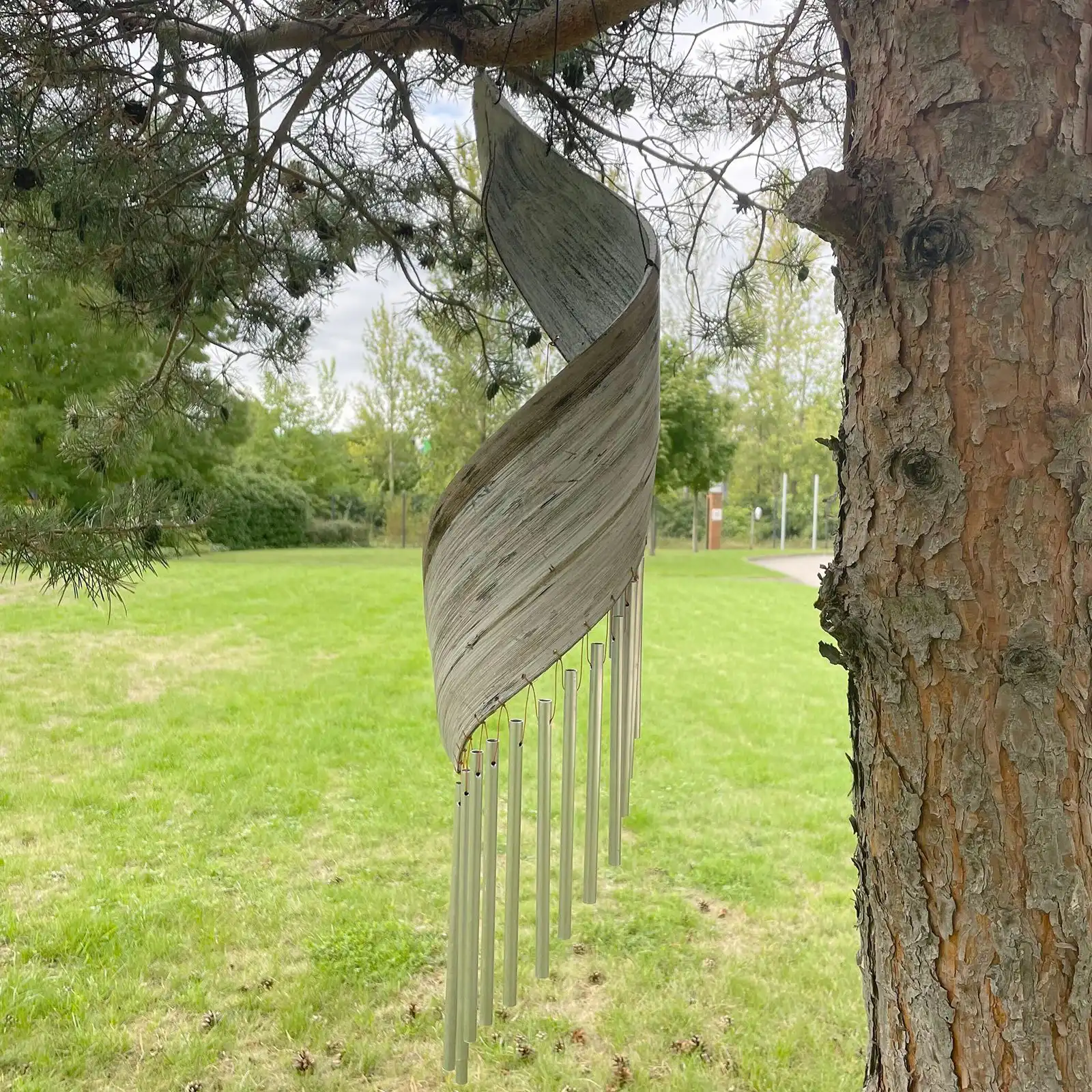 Coconut Leaf Wind Chimes – Whitewash | www.artisangoods.co.uk 6 Coconut Leaf Wind Chimes – Whitewash | www.artisangoods.co.uk 5