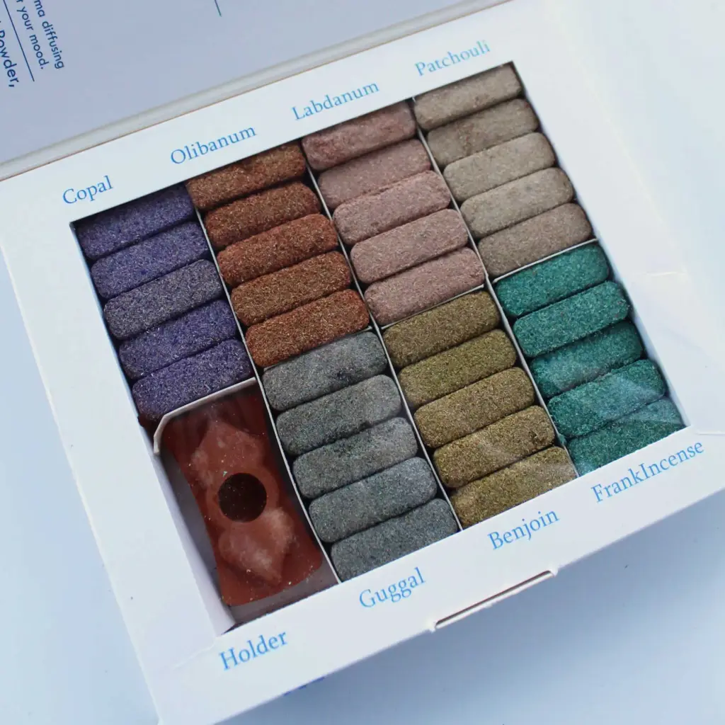 Display Set of 70 Incense Smudge Bricks and Burner – Wild West | www.artisangoods.co.uk 4