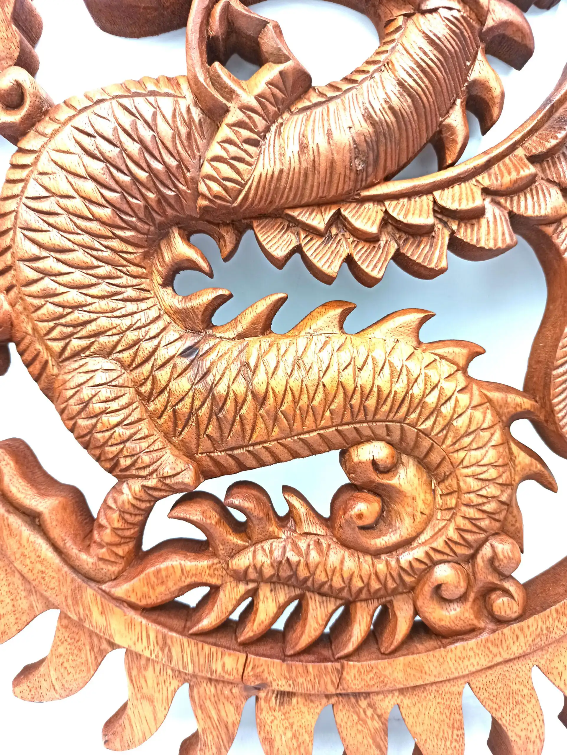 Dragon Panel – 40cm | www.artisangoods.co.uk 3 Dragon Panel – 40cm | www.artisangoods.co.uk 2