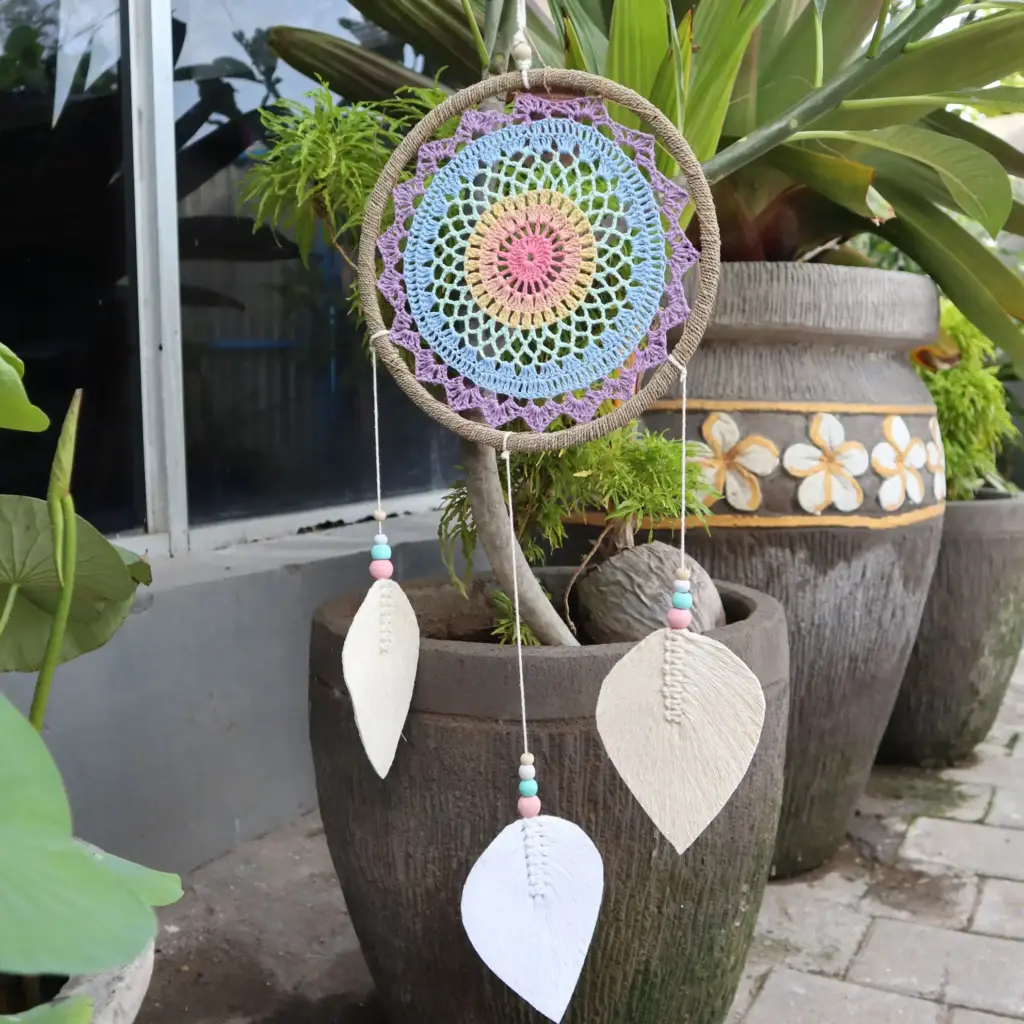 Dream Catcher – Large Multi Elemental Spirits | www.artisangoods.co.uk 2 Dream Catcher – Large Multi Elemental Spirits | www.artisangoods.co.uk 2