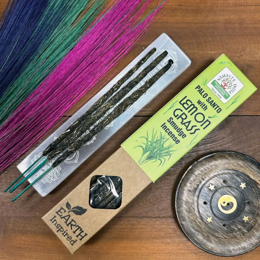 Earth Inspired Smudge Incense – Lemon Grass | www.artisangoods.co.uk