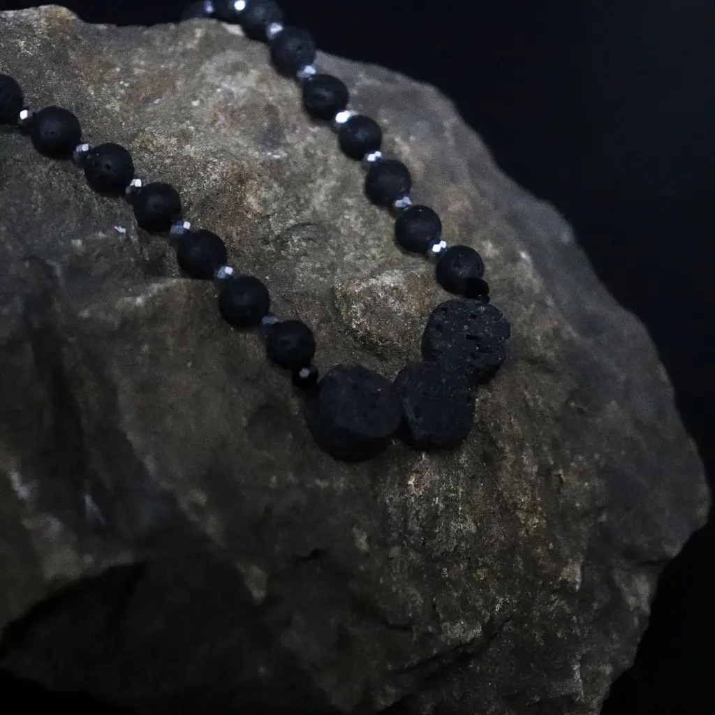 Essence of the Volcano Necklace – Connection to Nature | www.artisangoods.co.uk 4
