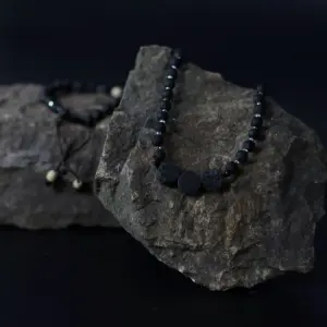 Essence of the Volcano Necklace – Connection to Nature | www.artisangoods.co.uk 3