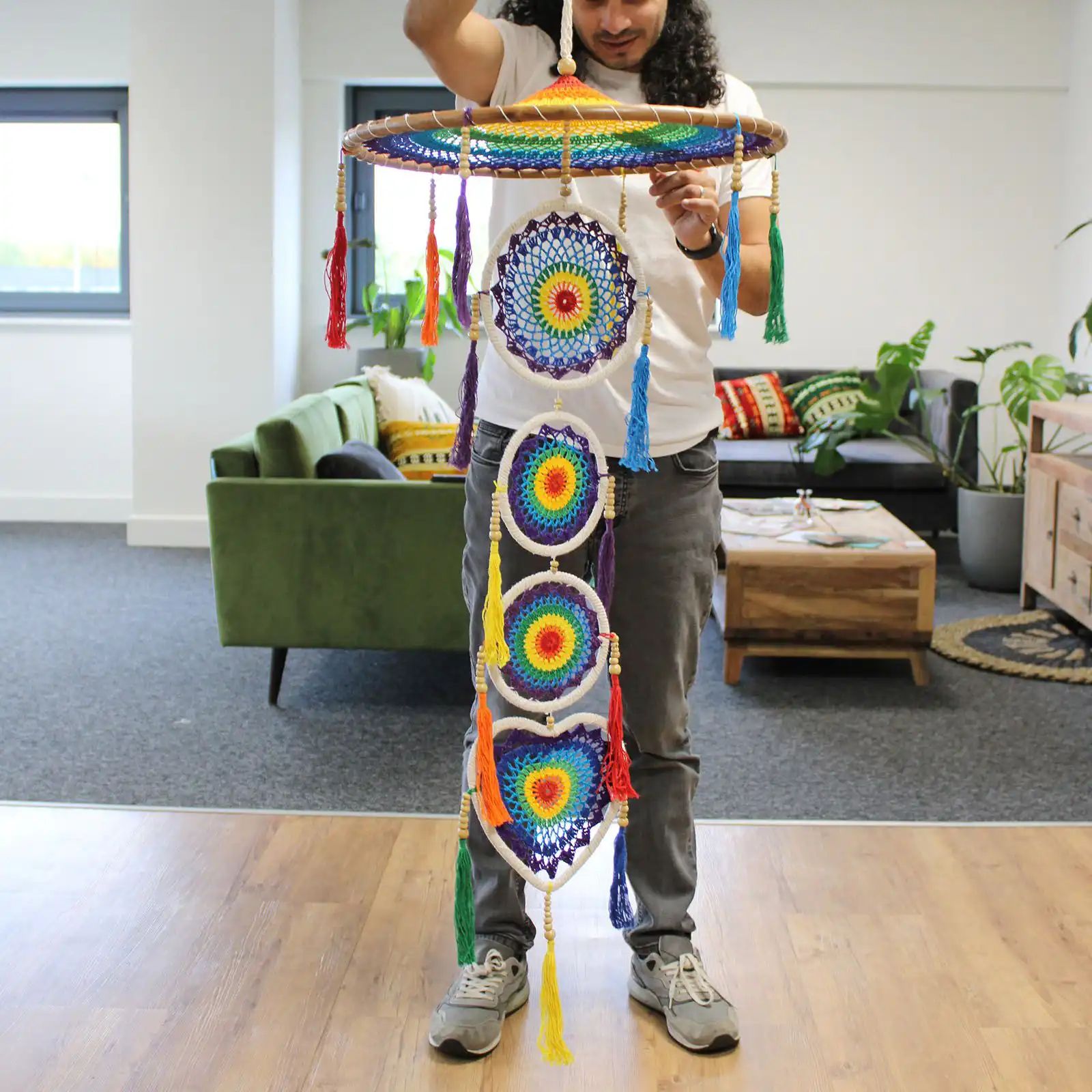 Extra Large Drama Dreamcatcher – Vivid Rainbow | www.artisangoods.co.uk 4 Extra Large Drama Dreamcatcher – Vivid Rainbow | www.artisangoods.co.uk 3