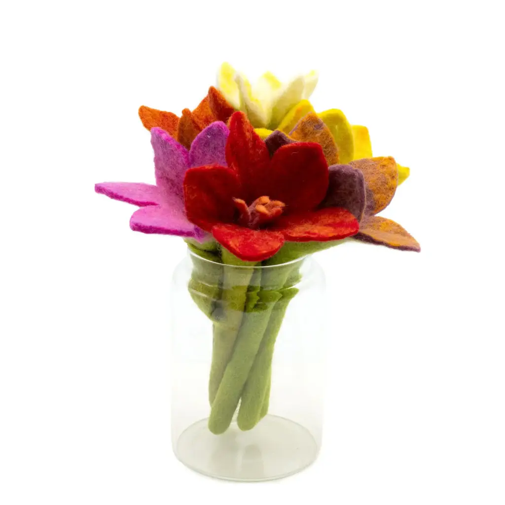Felt Flowers – Lily (assorted colours) | www.artisangoods.co.uk