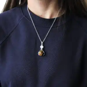 Gemstone Healing Hands Pendant – Tiger Eye | www.artisangoods.co.uk 1