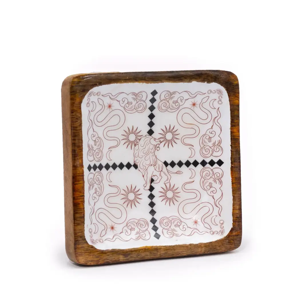 Hop Hare Big Enameled Square Trinket Tray – Lion & Snakes | www.artisangoods.co.uk