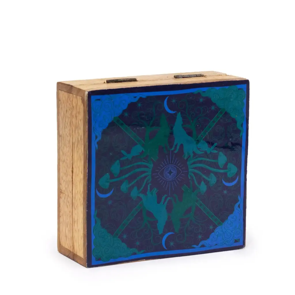 Hop Hare Medium Enameled Square Box – Wolf & Moon | www.artisangoods.co.uk