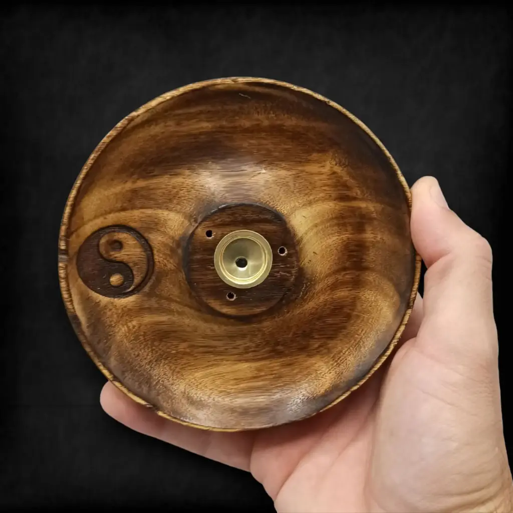 Incense Stick & Cone Burner Disc – Yin & Yang | www.artisangoods.co.uk 5 Incense Stick & Cone Burner Disc – Yin & Yang | www.artisangoods.co.uk 5