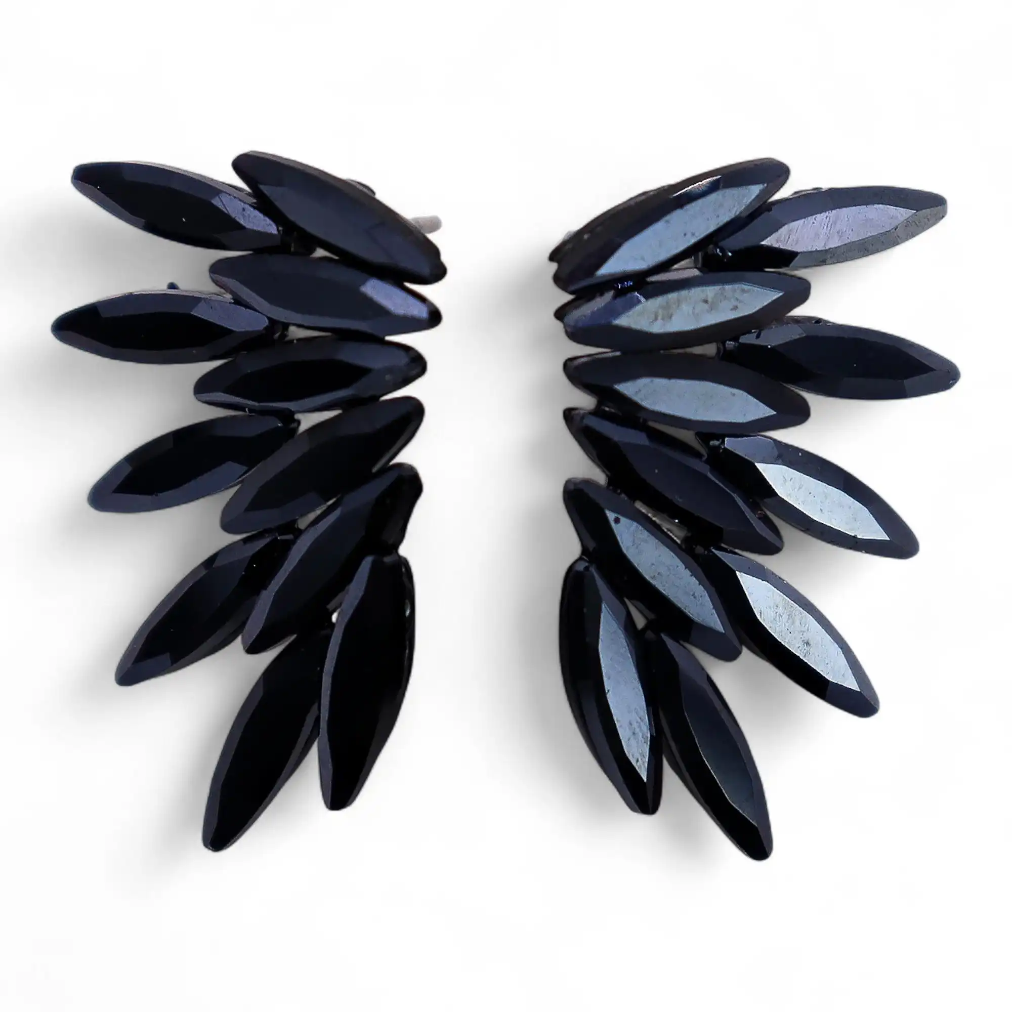 Jet Black – Vintage Glass – Faries – Earrings | www.artisangoods.co.uk 2 Jet Black – Vintage Glass – Faries – Earrings | www.artisangoods.co.uk 1