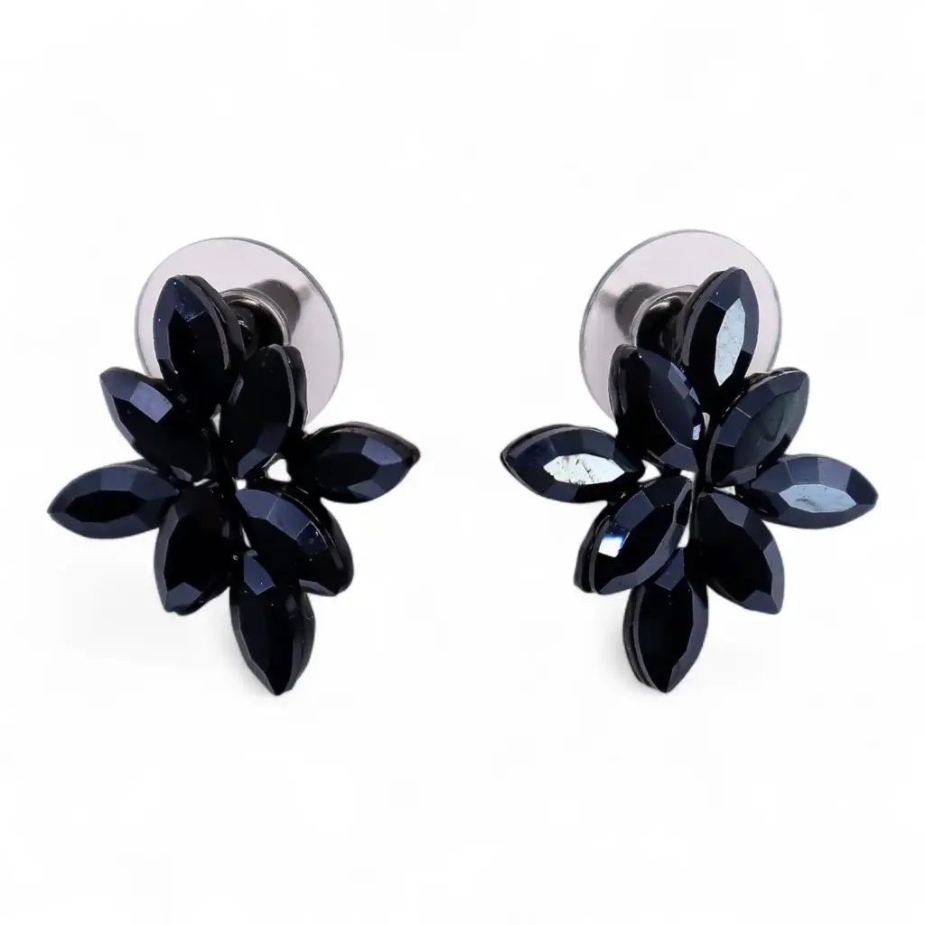 Jet Black – Vintage Glass – Flowers – Earrings | www.artisangoods.co.uk