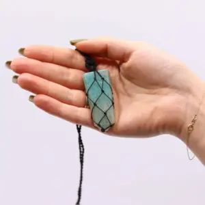 Laced Gemstone Flat Point Pendant – Amazonite | www.artisangoods.co.uk 2