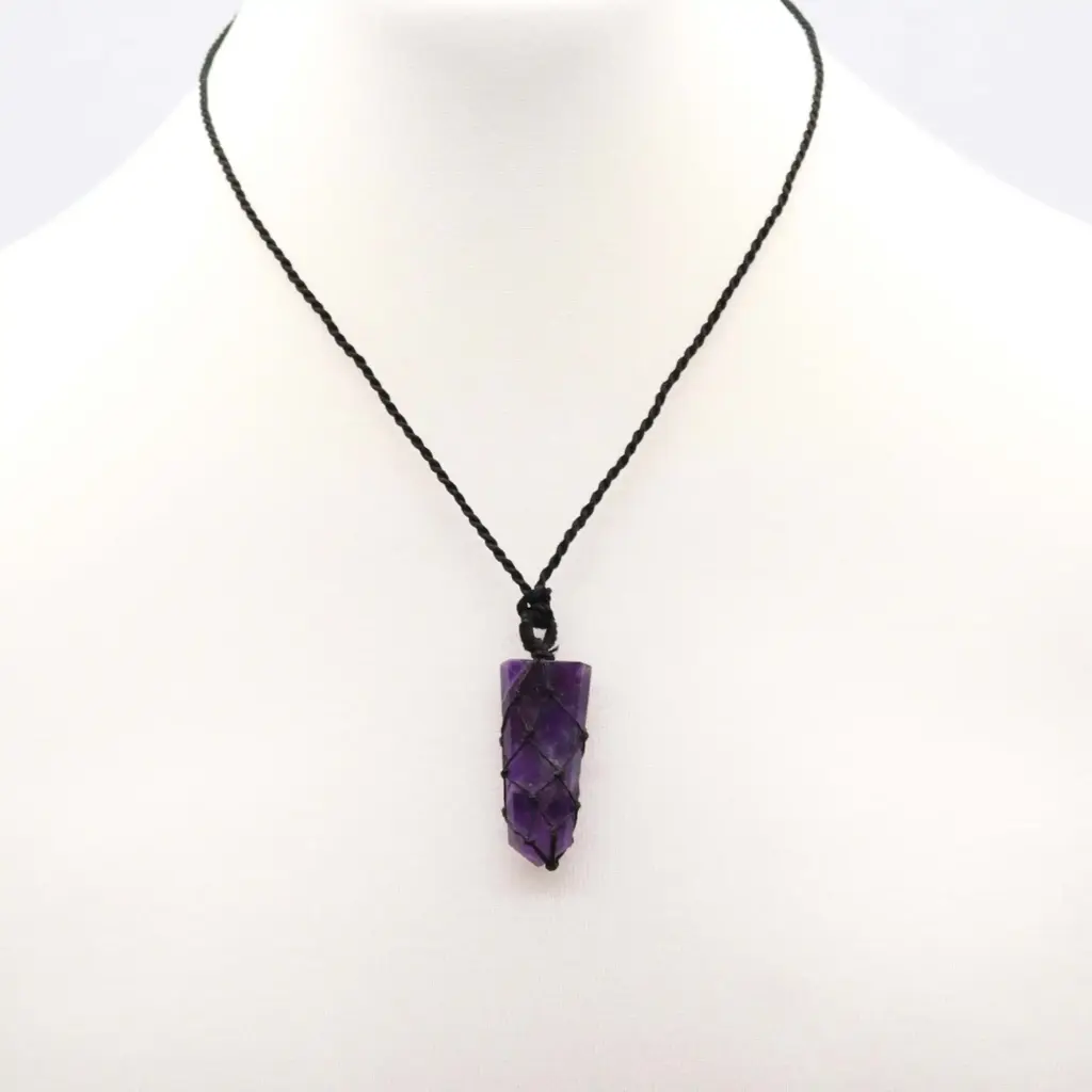 Laced Gemstone Flat Point Pendant – Amethyst | www.artisangoods.co.uk 3