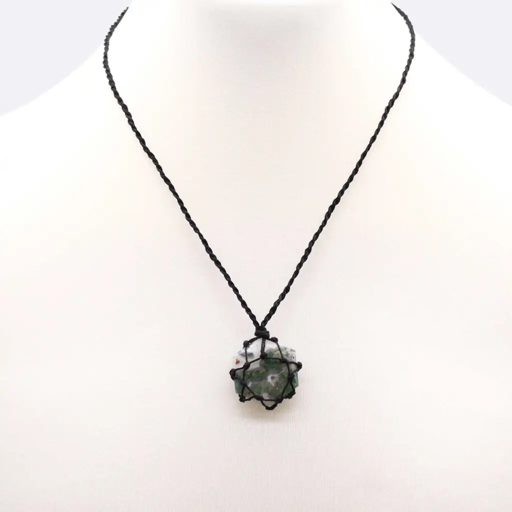 Laced Gemstone Hexagon Pendant – Moss Agate | www.artisangoods.co.uk 3 Laced Gemstone Hexagon Pendant – Moss Agate | www.artisangoods.co.uk 3