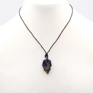 Laced Gemstone Teardrop Pendant – Sodalite | www.artisangoods.co.uk 3