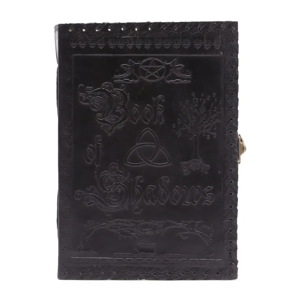Large Book of Shadows – Black – 200 pages decle-edged – 25x18x3cm | www.artisangoods.co.uk