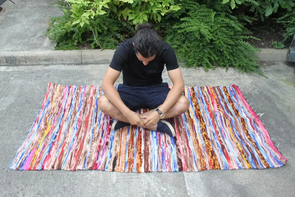 Large Velvet Rug – 105x185cm | www.artisangoods.co.uk 2