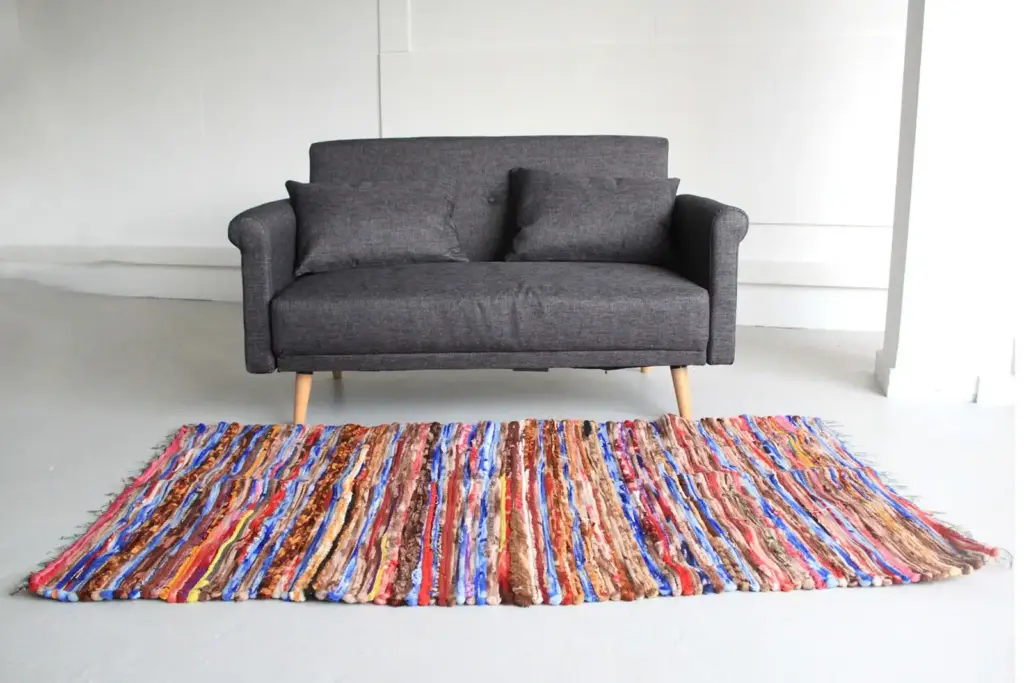 Large Velvet Rug – 105x185cm | www.artisangoods.co.uk