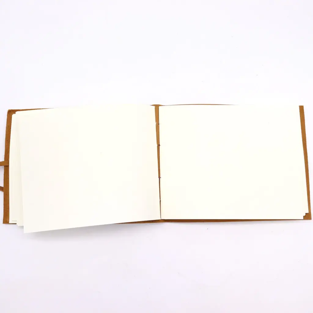 Leather Sketchbook Golden Tree – 144 pages –  18x23cm | www.artisangoods.co.uk 3