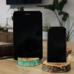 Lrg Gamal Wood Phone Holder – Greenwash | www.artisangoods.co.uk 9