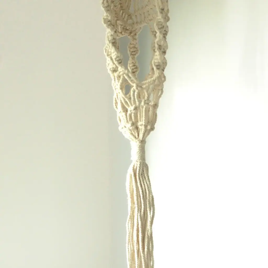 Macrame Pot Holder – Long With Ratten Hoop | www.artisangoods.co.uk 4 Macrame Pot Holder – Long With Ratten Hoop | www.artisangoods.co.uk 4