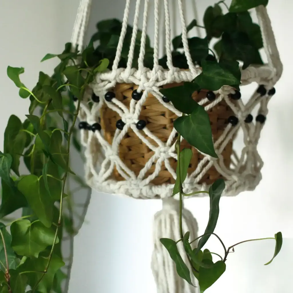 Macrame Pot Holder – Lrg Single Beaded | www.artisangoods.co.uk 8 Macrame Pot Holder – Lrg Single Beaded | www.artisangoods.co.uk 8