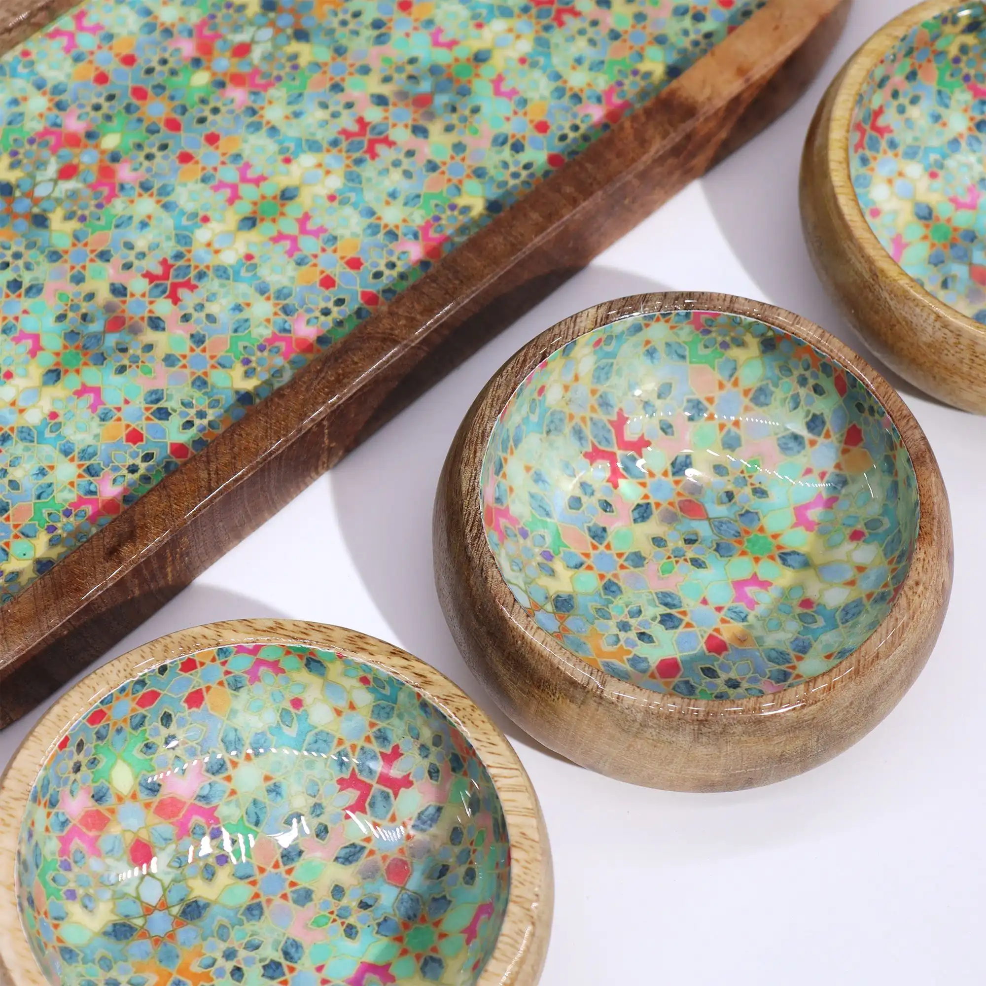 Mango Wood Tray with 3 Bowls – Mediterranean Tile pattern | www.artisangoods.co.uk 5 Mango Wood Tray with 3 Bowls – Mediterranean Tile pattern | www.artisangoods.co.uk 4