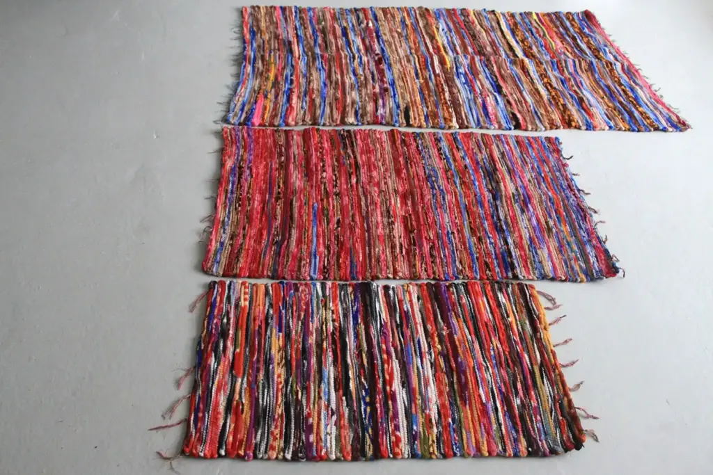 Medium Velvet Rug – 128x75cm | www.artisangoods.co.uk 9