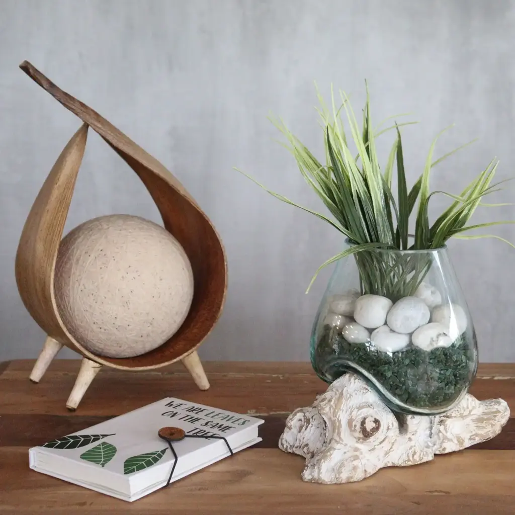 Molten Glass on Whitewash Wood – Small Bowl | www.artisangoods.co.uk 6
