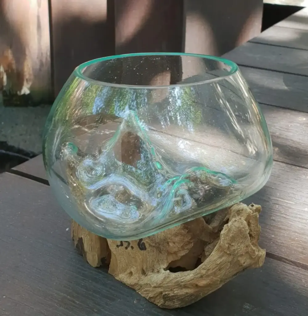 Molten Glass on Wood – Small Bowl | www.artisangoods.co.uk 2